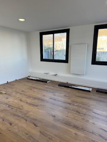 Location local commercial La Rochelle - 162 m² - 3 000 €/mois