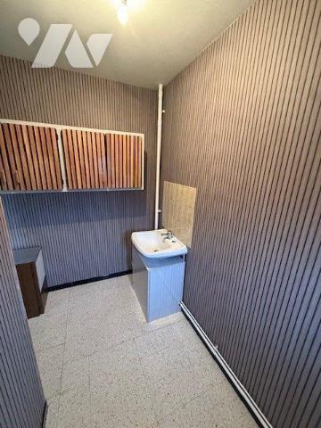 Maison à Vendre à Hesdin-la-Forêt (62140) en Pas-de-Calais (62)

Cette maison d'une surface h...