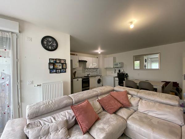 Appartement Cergy 3 pièce(s) 63.60 m2 Loyer 1 118 €/mois charges comprises **  - Référence  MG11244