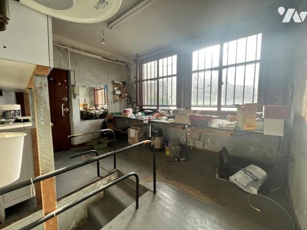 BESANCON (25) : IMMEUBLE MIXTE RUE RICHEBOURG 