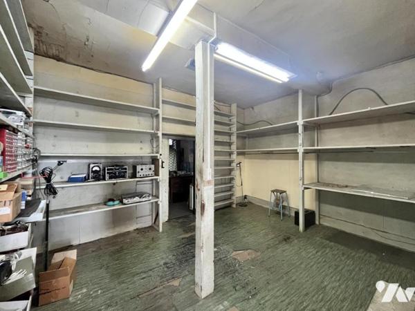 BESANCON (25) : IMMEUBLE MIXTE RUE RICHEBOURG 