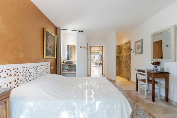Lorgues, Maison 7 Chambres -  330 m² à vendre