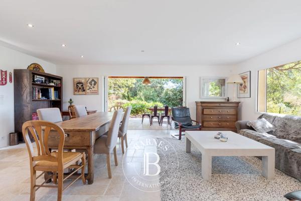 Lorgues, Maison 7 Chambres -  330 m² à vendre
