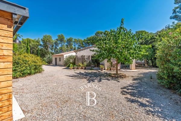 Lorgues, Maison 7 Chambres -  330 m² à vendre