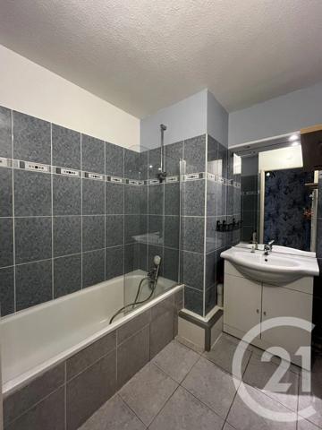 Appartement T3 à vendre  3 pièces - 60 m 2   BEAUNE  - 21