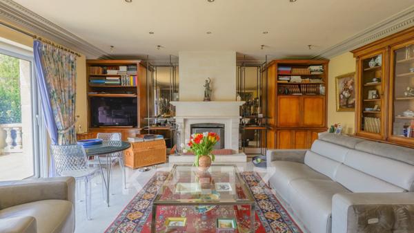 Propriété d'exception Hillion