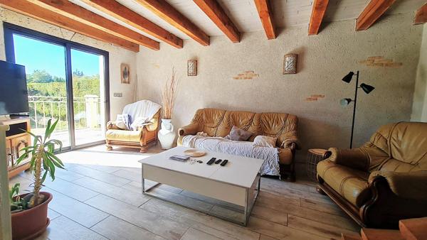 Montayral (47500) Maison vie de plain pied 4 chambres, piscine et dépendances à Montayral