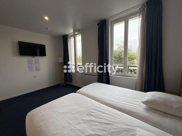 Immeuble 13 pièces - 380 m²