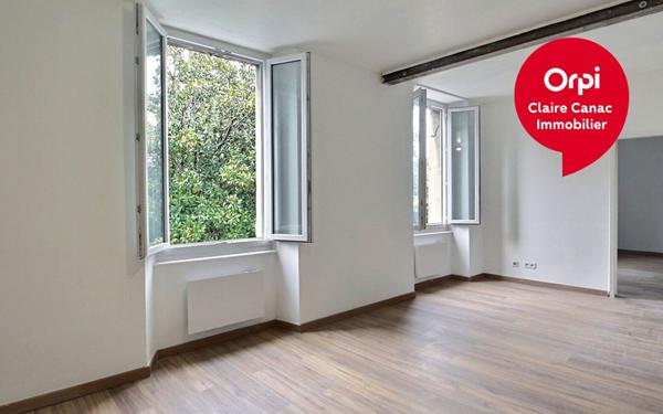 Immeuble à vendre    2 pièces •  Mazamet