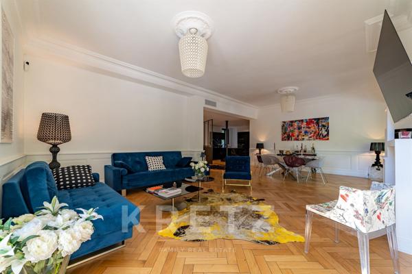 AIX-EN-PROVENCE - CENTRE-VILLE - APPARTEMENT 123M2 - 2 CHAMBRES - ASCENSEUR - PROXIMITÉ PARC JOURDAN