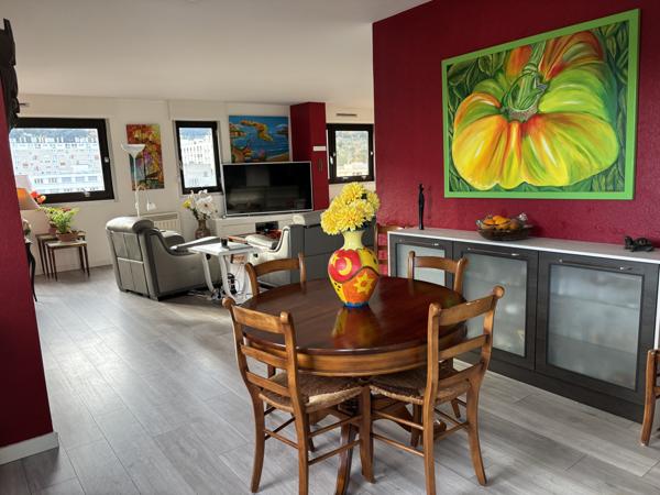 Saint-Étienne (42100) Appartement 156m² au dernier étage + garage - Copropriété de Standing