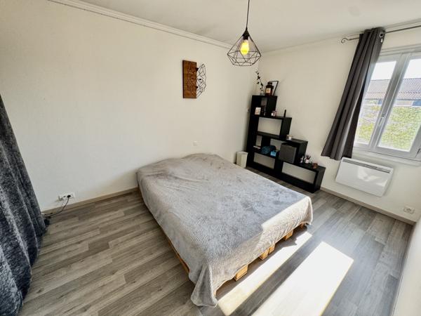 Villa de plain-pied 154 m2 sur 1023 m2 de terrain clos Camaret-sur-Aigues (84850)