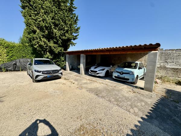Villa de plain-pied 154 m2 sur 1023 m2 de terrain clos Camaret-sur-Aigues (84850)