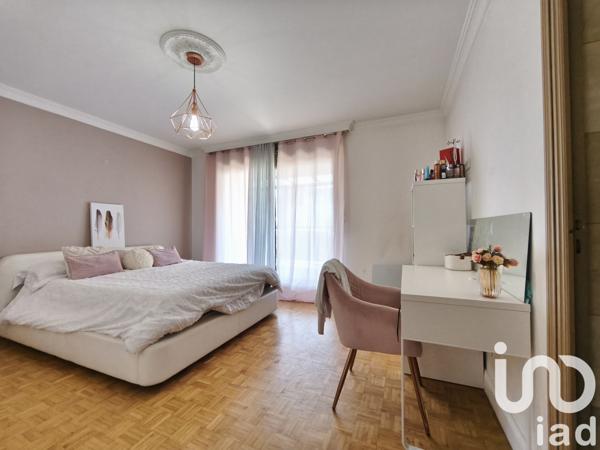 Maison à vendre 9 pièces 303 m² Noisy-le-Grand