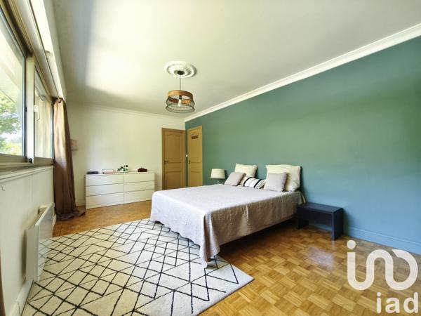 Maison à vendre 9 pièces 303 m² Noisy-le-Grand