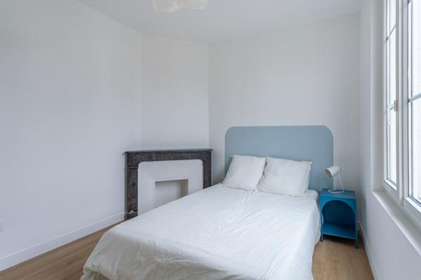 "APPARTEMENT MEUBLÉ 2 PIECES LE MANS 42M2"