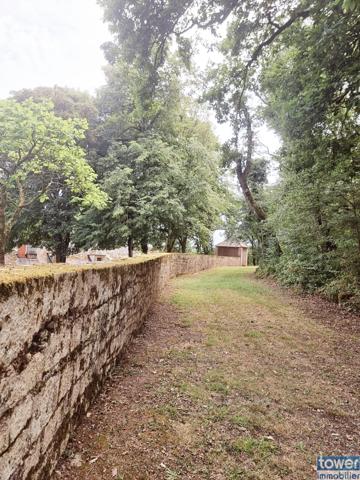 APPARTEMENT DUPLEX T4 dans un CHATEAU