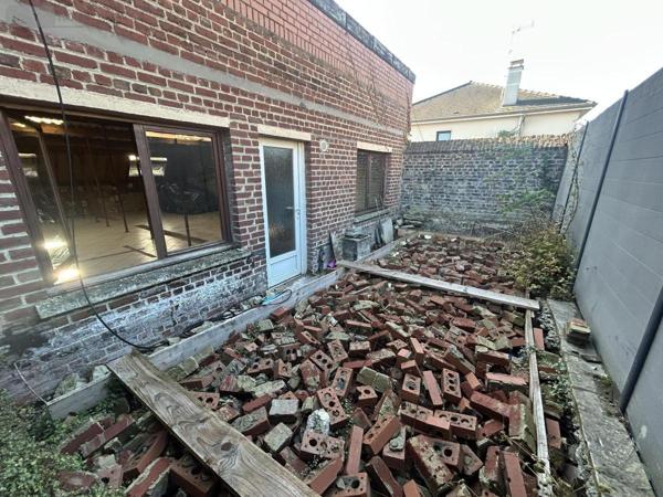 Fonds et/ou murs commerciaux à vendre à Cambrai dans le Nord (59400), ref : 59083-2565