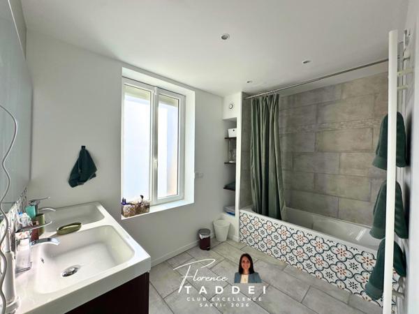 Posez vos valises ! Maison coup de cœur  entièrement rénovée au calme et sans vis à vis.