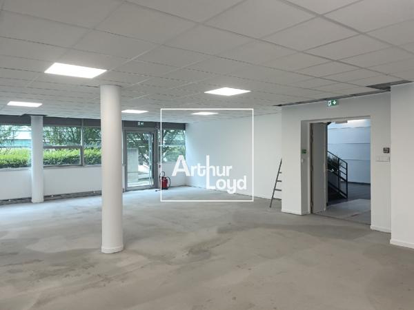 BUREAUX A LOUER A PARTIR DE 146 m² - LABEGE - PARKING