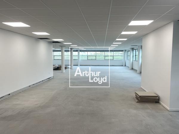 BUREAUX A LOUER A PARTIR DE 146 m² - LABEGE - PARKING