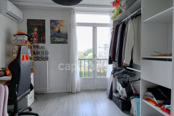 Appartement rénové T3 de 82m, traversant, 1er étage avec terrasses, MONTPELLIER (34)