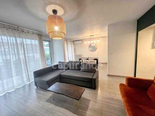 Appartement rénové T3 de 82m, traversant, 1er étage avec terrasses, MONTPELLIER (34)