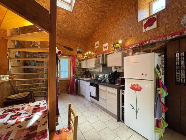 Maison en pierre rénovée – Meublée à Thueyts (07)