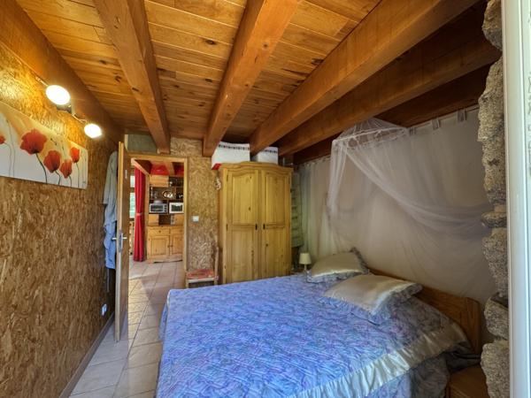 Maison en pierre rénovée – Meublée à Thueyts (07)