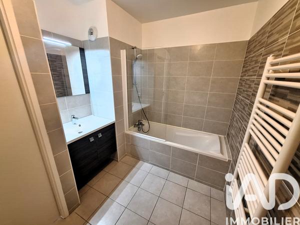 Appartement à vendre 3 pièces 64 m² Sainte-Geneviève-des-Bois