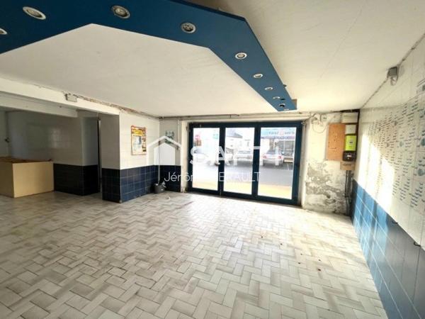 Local Commercial 45 m² centre village