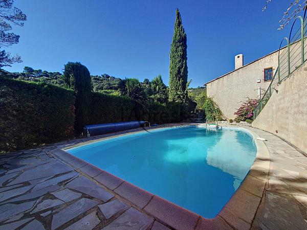 Villa Montauroux 5 pièces sur 3800m2 de terrain avec piscine