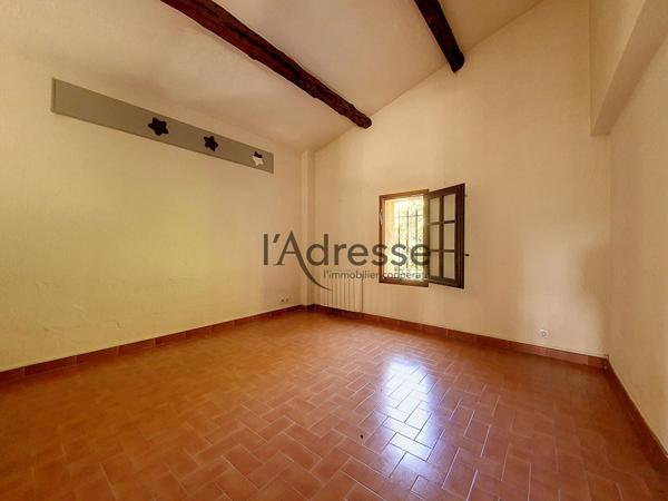 Villa Montauroux 5 pièces sur 3800m2 de terrain avec piscine