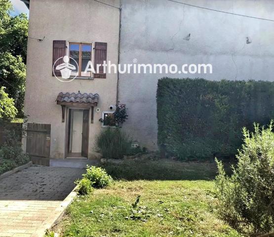 Location                                                      Maison de village
                        
                     3 pièces                      68 m2                     à Fareins
