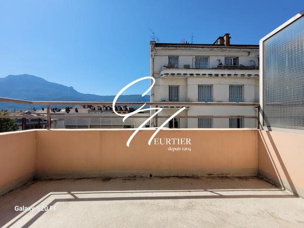 GRENOBLE 5 Rue Henry le Chatelier - Appartement T2 - SPACIEUX et LUMINEUX