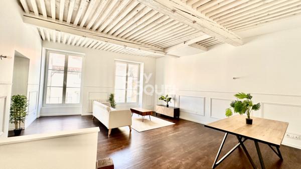 CLERMONT CENTRE - Appartement Duplex refait à neuf - 2 chambres, Garage + cour intérieure