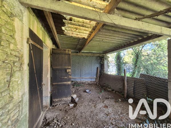 Immeuble à vendre 216 m² La Taillée