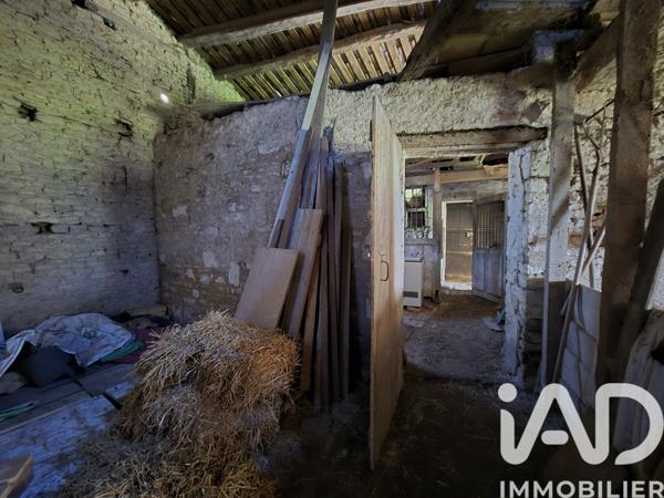 Immeuble à vendre 216 m² La Taillée