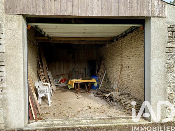 Immeuble à vendre 216 m² La Taillée