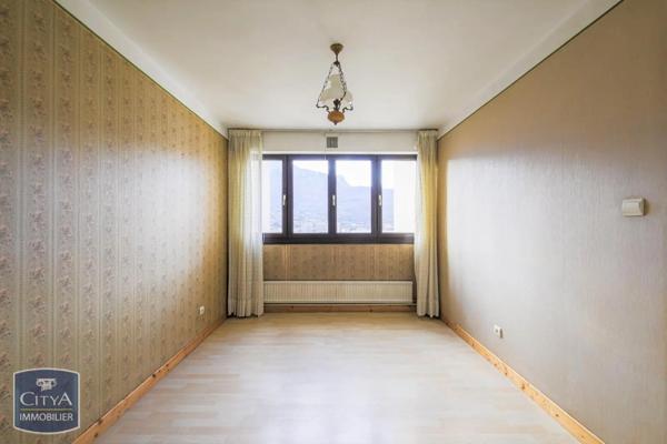 Appartement à vendre 5 pièces 117m²