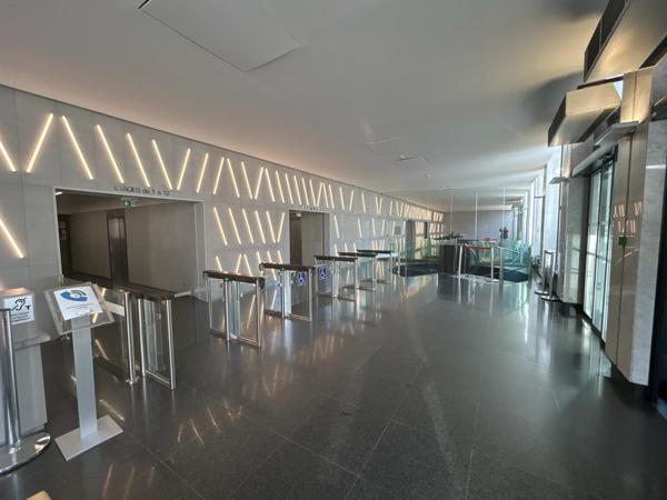 Plateau de bureaux avec parkings et archives à vendre - Tour Méditerranée - Castellane - 13006 Marseille