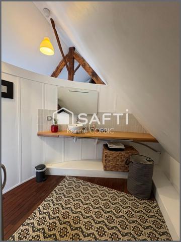 SUPERBE MAISON DE VILLE AVEC BEAUCOUP DE CHARME