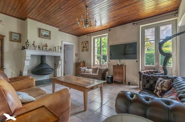 Maison à vendre 689 920 € Mios 11 p 230 m² DPE D