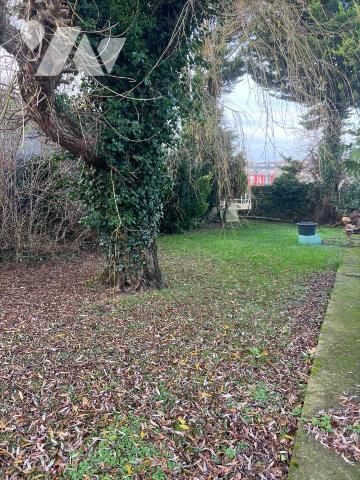 Nouveauté en exclusivité sur BOULOGNE SUR MER ( Pas-de-Calais 62 ) duplex à vendre  avec 2 garages