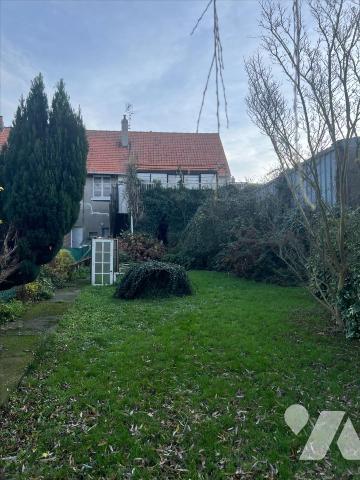 Nouveauté en exclusivité sur BOULOGNE SUR MER ( Pas-de-Calais 62 ) duplex à vendre  avec 2 garages