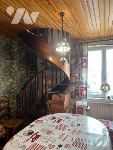 Nouveauté en exclusivité sur BOULOGNE SUR MER ( Pas-de-Calais 62 ) duplex à vendre  avec 2 garages