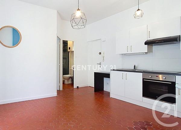 Immeuble à vendre  289 m2 CUGES LES PINS - 13