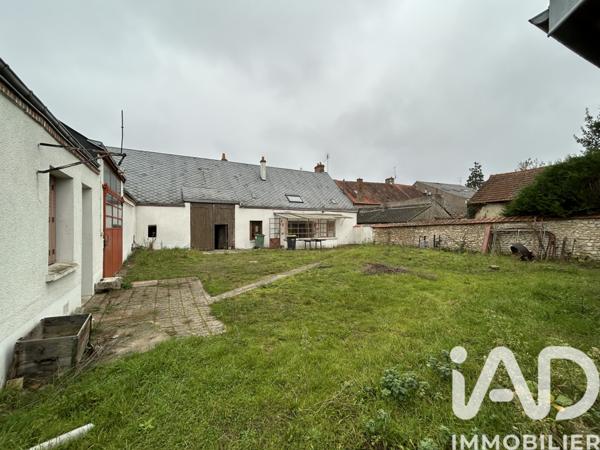Maison à vendre 8 pièces 216 m² Ingré
