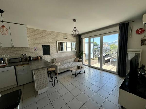 Appartement à louer à Toulon (83000)