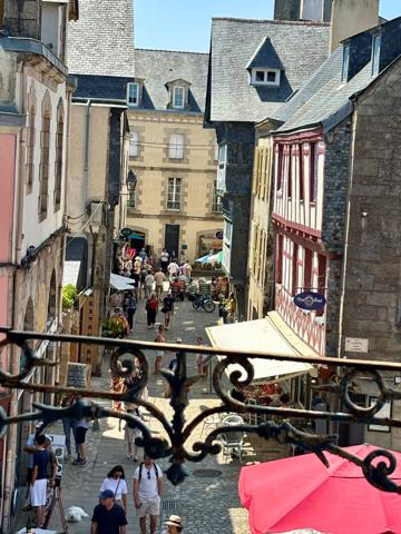 Quimper centre ville, Magnifique appartement T2
